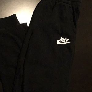 Nike jogging pants